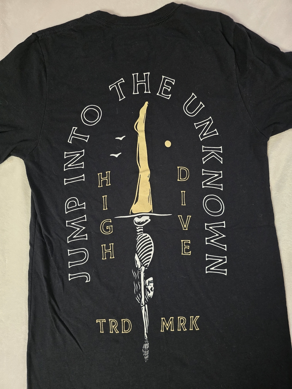 Black Graphic 'Jump Into The Unknown' Men’s T‑Shirt High Dive Apparel